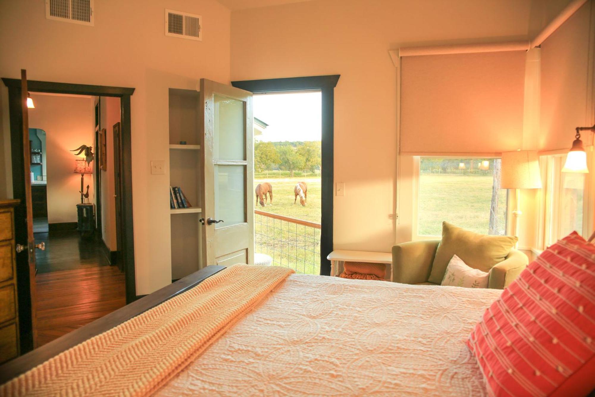 Montesino Ranch Lodging Villa Wimberley Ngoại thất bức ảnh